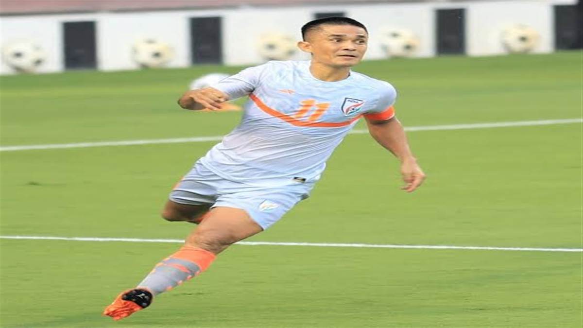 https://www.jagranimages.com/images/newimg/12062022/12_06_2022-footballer-sunil-chhetri_22797969.jpg