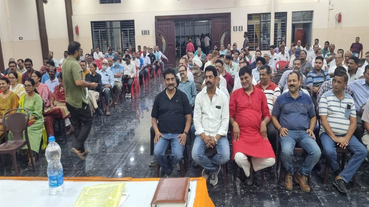 Jamshedpur Holding Tax होल्डिंग टैक्स बढ़ाने जाने के विरोध में एकजुट