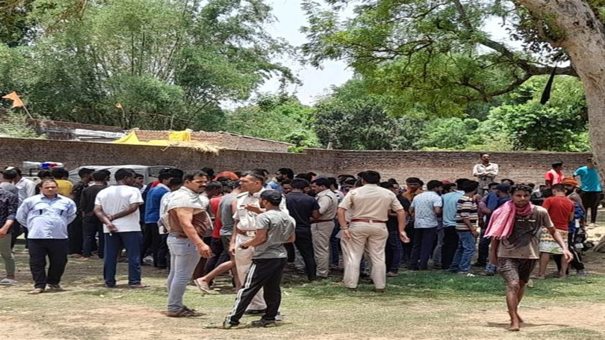 Ranchi violence: रांची हिंसा को लेकर इंटरनेट मीडिया में टिप्पणी... दो पक्षों में भिड़ंत-मारपीट...