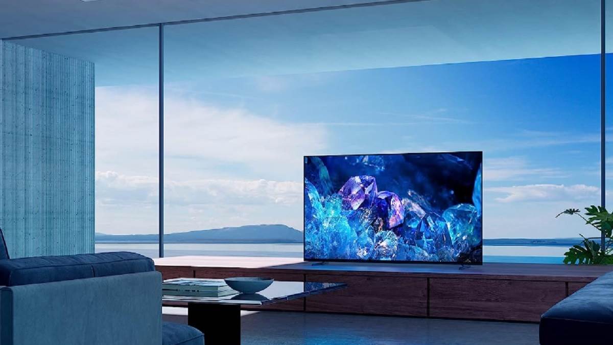 QLED TV की अकड़ निकाल देती हैं ये 55 Inch OLED TV - खूबियां देख थिएटर मालिक भी हुए भौचक
