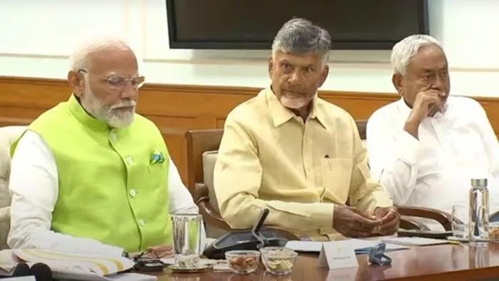 भाजपा के 400 पार वाले नारे पर सीएम एकनाथ शिंदे के बाद केसी त्यागी ने प्रतिक्रिया दी है।(फोटो सोर्स: जागरण)