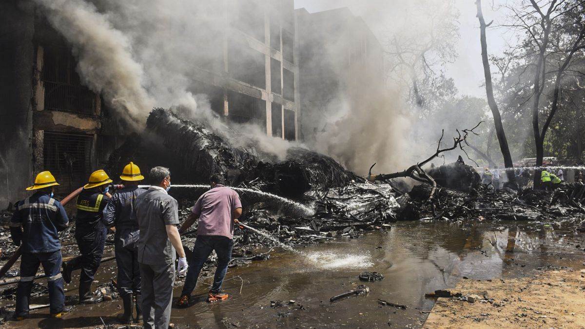 ahmedabad plane crash air india flight to london crashes hundreds feared dead