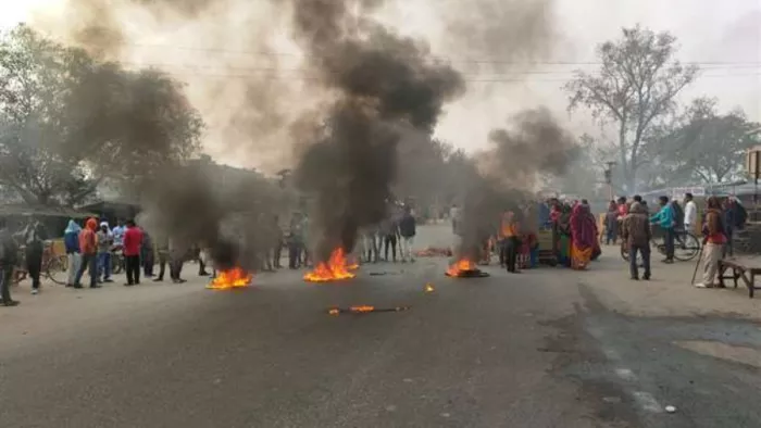 साउथ 24 परगना में दो समूहों के बीच झड़प (फाइल फोटो)