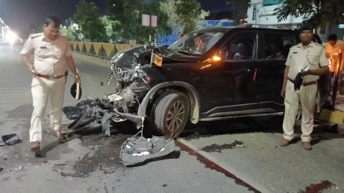 Patna News: अटल पथ पर स्कॉर्पियो ने तीन पुलिसकर्मियों को रौंदा, महिला सिपाही की हुई मौत
