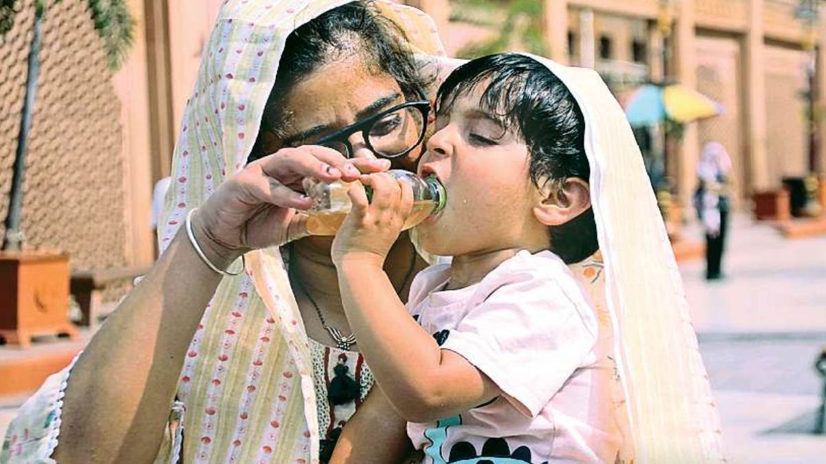 heatwave alert for eight districts of punjab temperature will reach 44 degrees red alert issued for severe heat