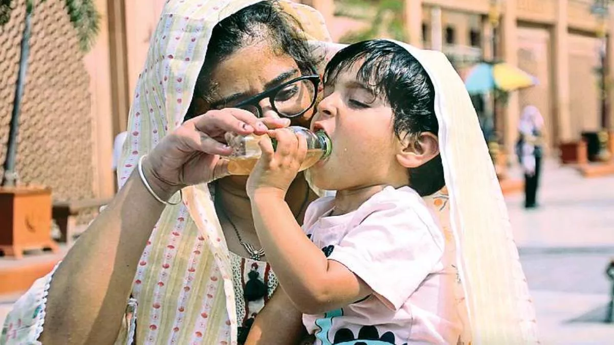 सावधान! पंजाब के इन आठ जिलों के लिए हीटवेव का अलर्ट, 44 डिग्री पहुंचेगा तापमान; भीषण गर्मी का रेड अलर्ट जारी