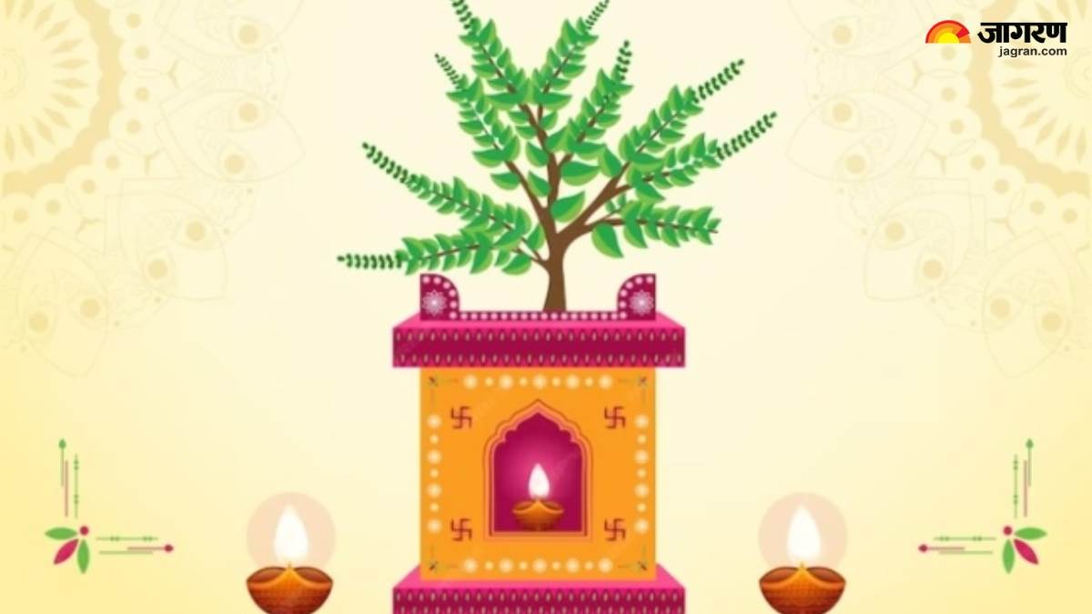 https://www.jagranimages.com/images/newimg/12062025/12_06_2025-tulsi_puja_11_23961874.jpg