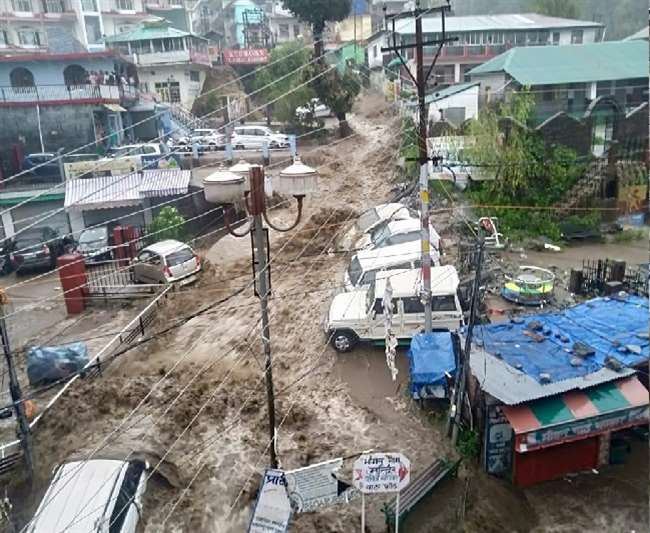 राहत कार्यों के लिए NDRF की टीमें रवाना
