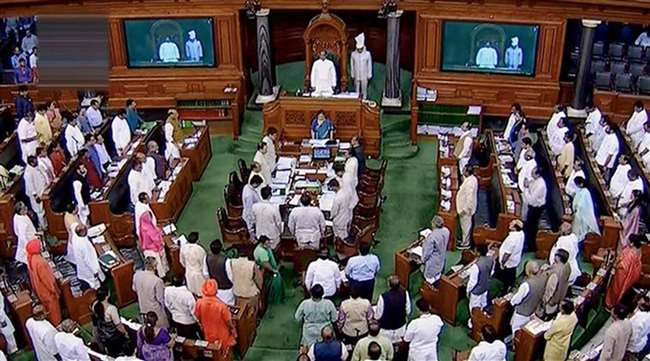 लोकसभा के 311 सदस्यों को दे दी गई है कोरोना वैक्सीन
