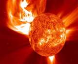 सूर्य की लपटों से उपजा एक शक्तिशाली सौर तूफान