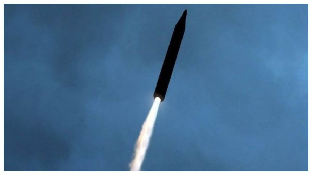 https://www.jagranimages.com/images/newimg/12072023/12_07_2023-ballestic_missile_1_23468454.jpg