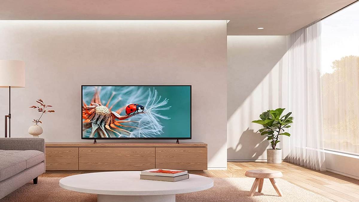 Smart TV का दिवाली से पहले निकला दिवाला! 44% की छूट पर Amazon Sale ने गूगल, LED TV की कीमत कर दी थोक के भाव