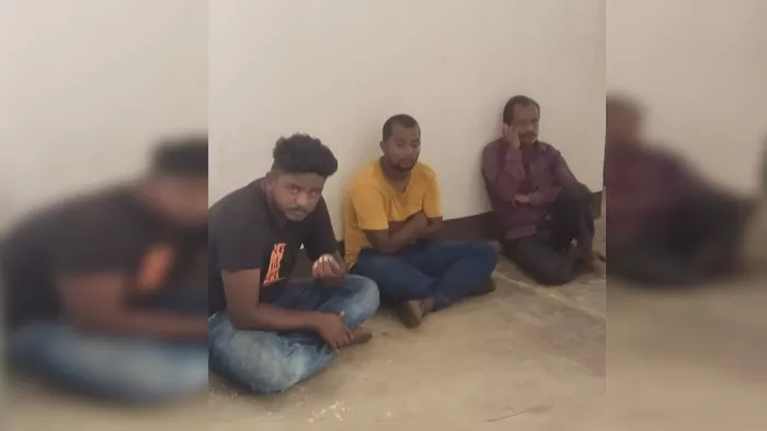 पश्चिम बंगाल से झारखंड खपाया जा रहा था प्रतिबंधित मांस, मौके से 3 आरोपी गिरफ्तार