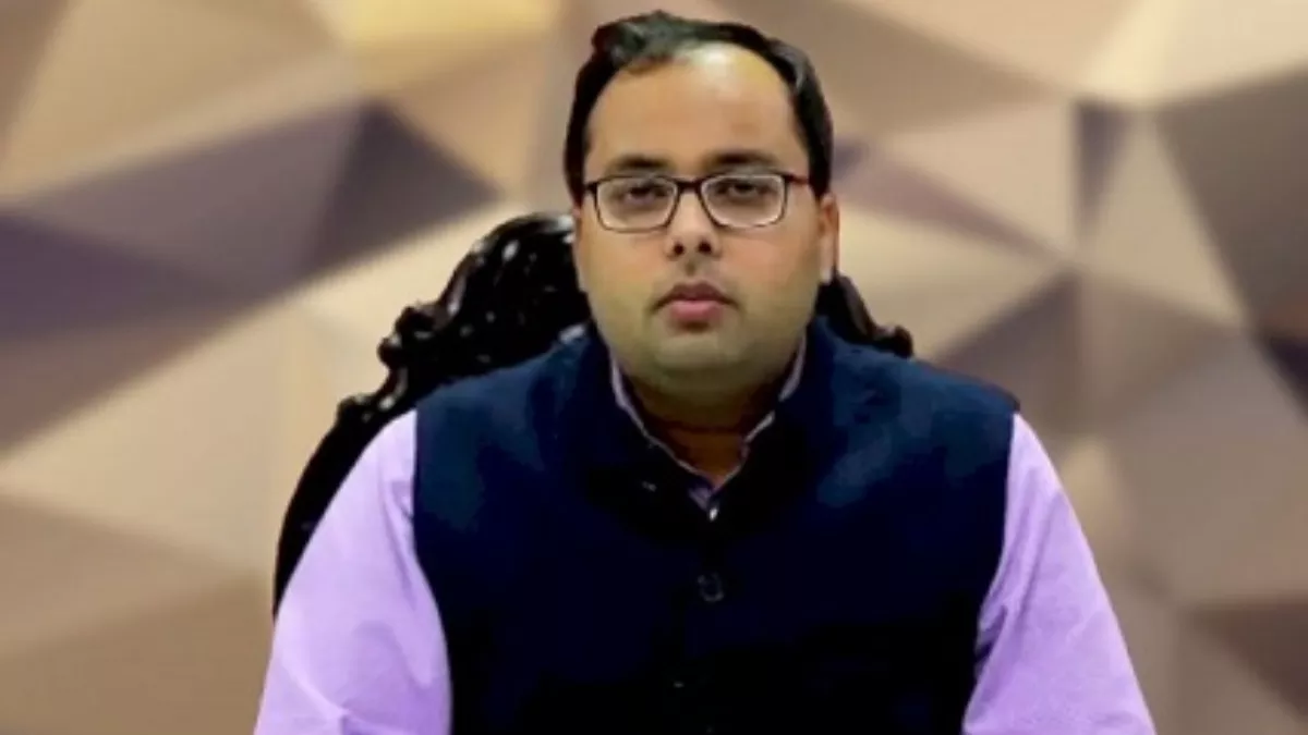 IAS Shashank Shubhankar: बिहार के DM साहब का एक्शन, जमीन जमाबंदी में गड़बड़ी देखते ही भड़के; CO पर गिरी गाज