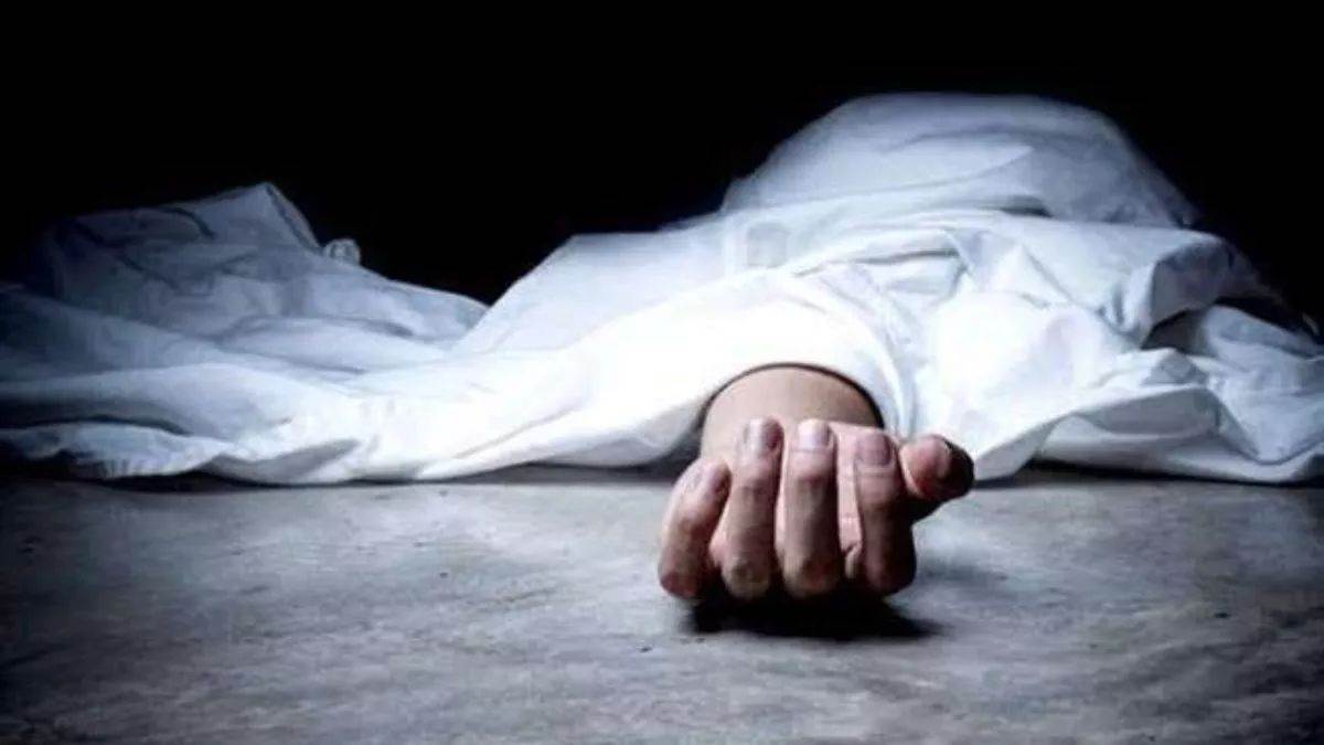 army jawan found dead in well in purulia