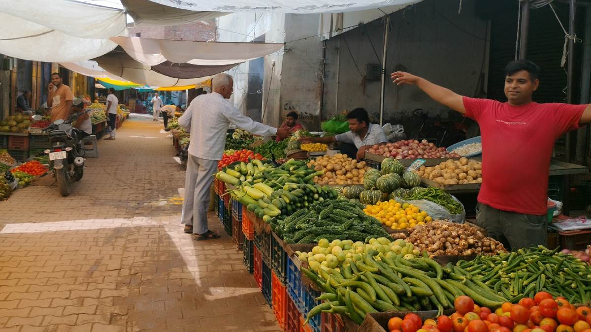https://www.jagranimages.com/images/newimg/12072025/12_07_2025-mansoon_session_23982437.jpg
