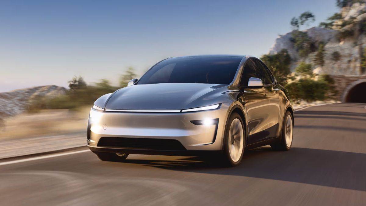 https://www.jagranimages.com/images/newimg/12072025/12_07_2025-tesla_model_y_23982295.jpg