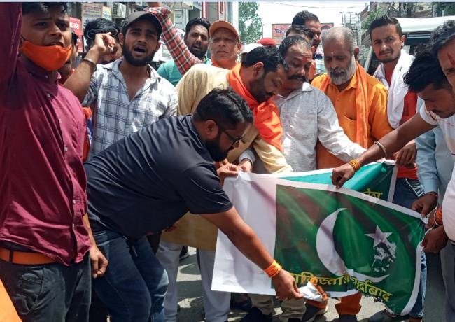 kranti sena demonstrated against pakistan