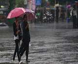 उमस से परेशान दिल्ली तो यूपी-बिहार सहित इन राज्यों में बारिश का अलर्ट, जानें मौसम के ताजा अपडेट