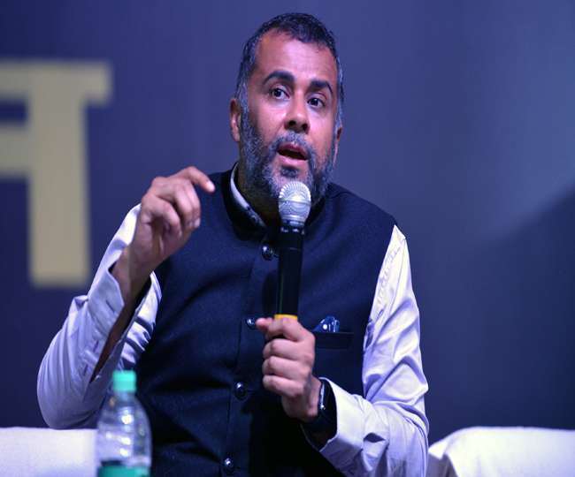 https://www.jagranimages.com/images/newimg/12082021/12_08_2021-chetan-bhagat-book_21923854.jpg