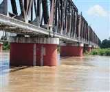 ते दो दिनों से उसका शव खोजने का प्रयास किया जा रहा है।