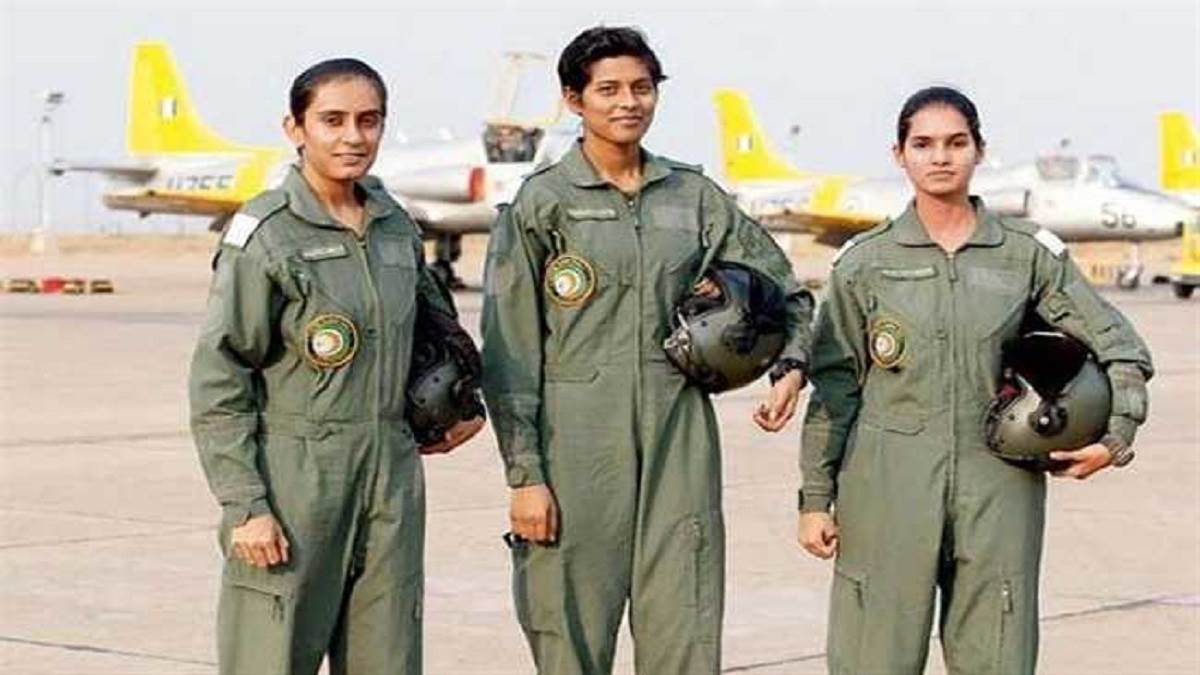 स्वंतत्रता दिवस 2022 के अवसर पर जानें जैसे कैसे महिलाएं भारतीय वायु सेना में फाइटर पायलट बन सकती हैं।
