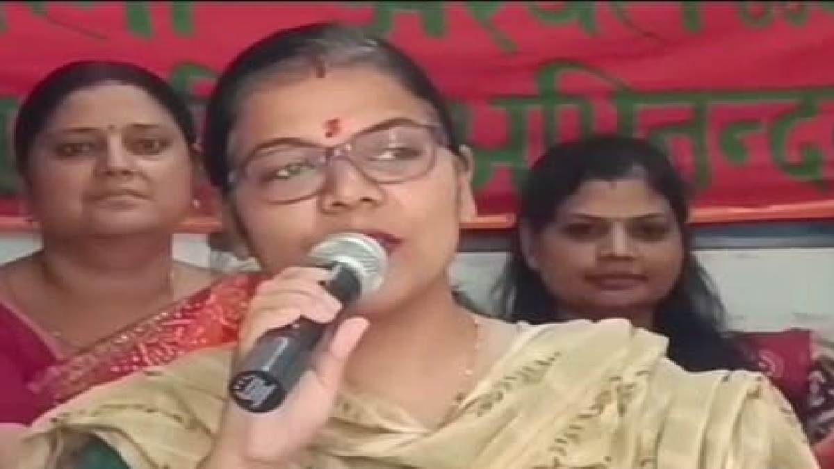 https://www.jagranimages.com/images/newimg/12082023/12_08_2023-arwal_dm_varsha_singh_23499795.jpg