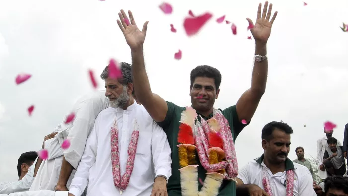 अरशद नदीम का घर पर जोरदार स्वागत हुआ