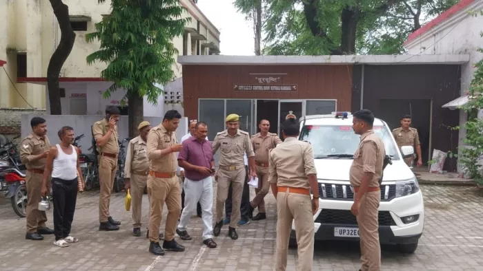 किशोरी से दुष्कर्म के प्रयास में सपा नेता गिरफ्तार