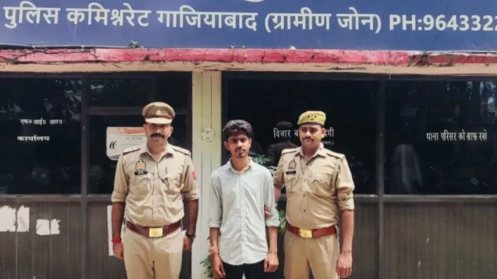 भड़काऊ पोस्ट डालने वाले युवक गिरफ्तार। जागरण