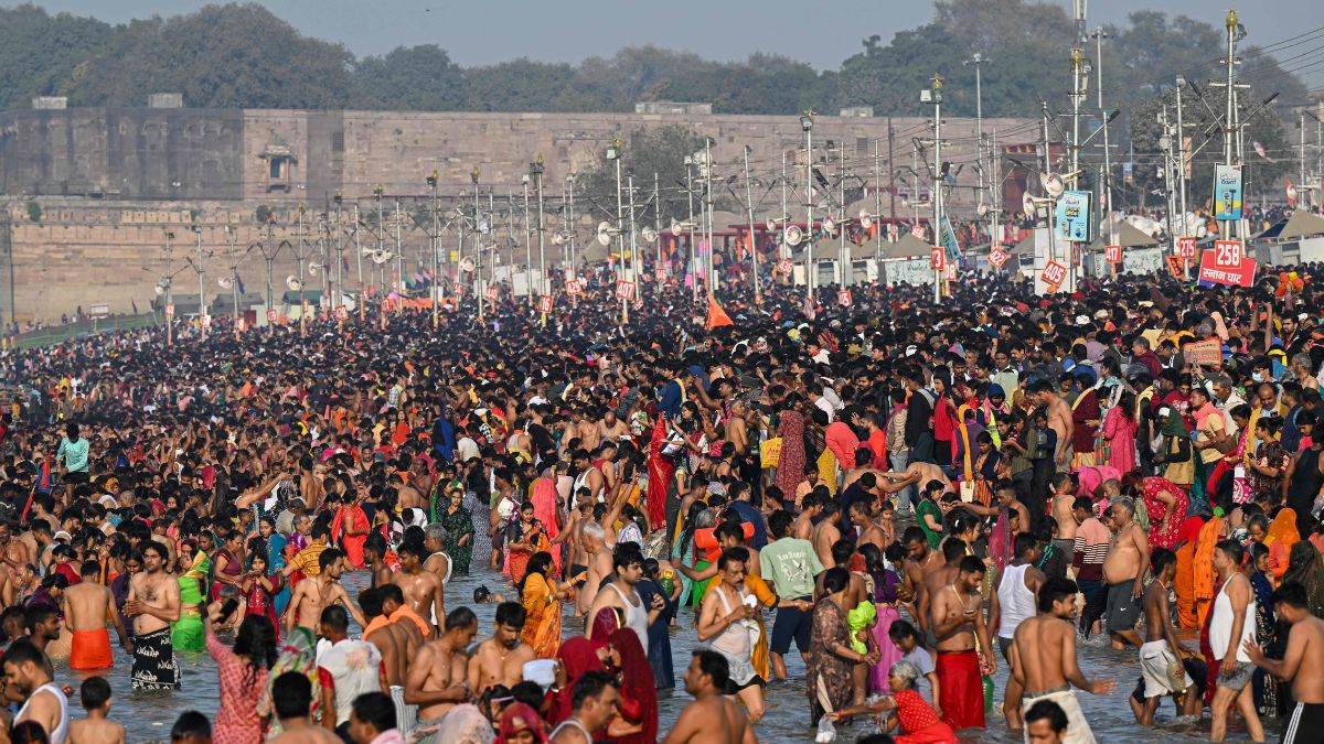 https://www.jagranimages.com/images/newimg/12082025/12_08_2025-maha_kumbh_news_update_may_24011264_214320771.jpg