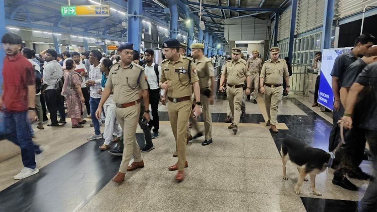 https://www.jagranimages.com/images/newimg/12082025/12_08_2025-noida_news_79_24010502.jpg