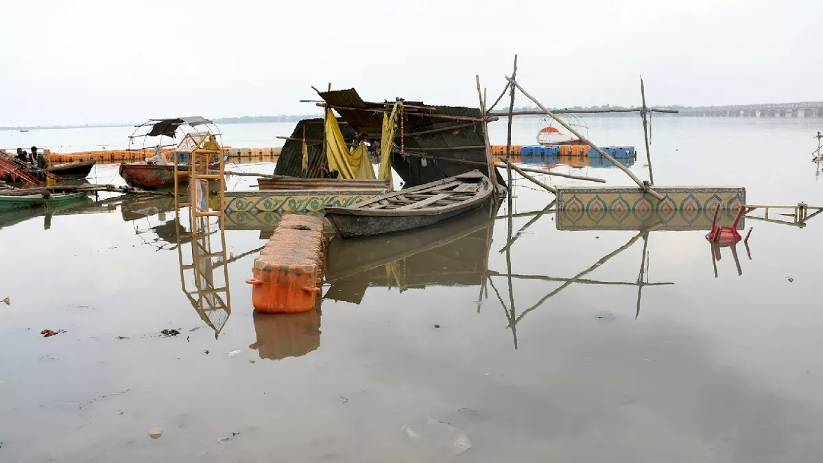 Prayagraj Flood Update : गंगा में फिर बाढ़ की आशंका, तेजी से आ रहा चार लाख क्यूसेक पानी, यमुना का जलस्तर भी बढ़ेगा