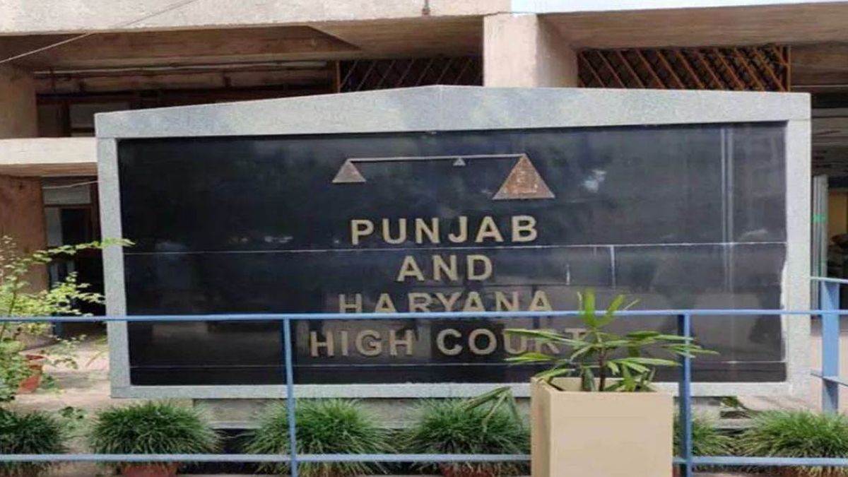 https://www.jagranimages.com/images/newimg/12082025/12_08_2025-punjab_haryana_high_court_5_24011351.jpg