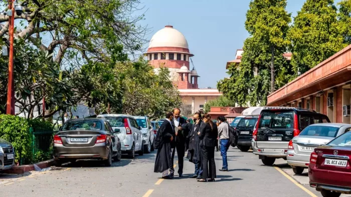 सुप्रीम कोर्ट का फैसला बिहार में आधार कार्ड निवास का पक्का सबूत नहीं (फाइल फोटो)