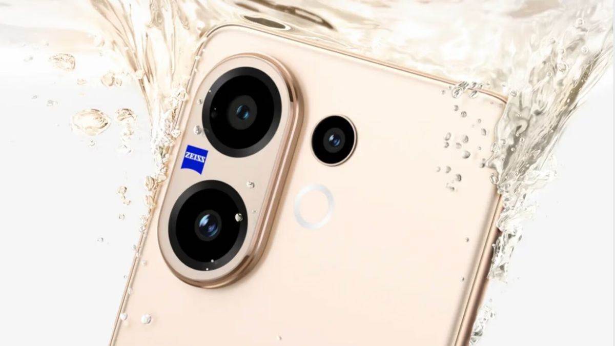 https://www.jagranimages.com/images/newimg/12082025/12_08_2025-vivo_v60_launching_today_know_price_features_specifications_24010522.jpg