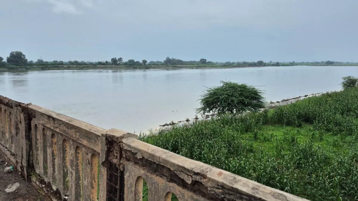 Flood in UP: क्या यूपी में दोबारा आएगी बाढ़? यमुना के बढ़ते जलस्तर पर प्रशासन अलर्ट