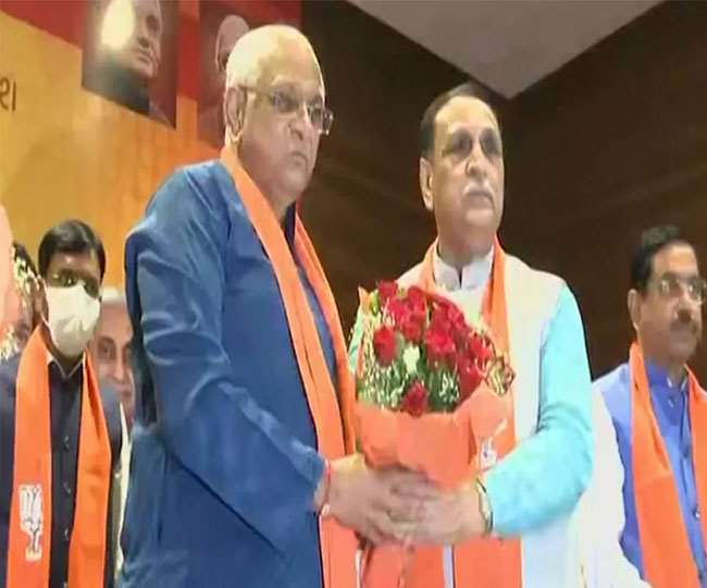 गुजरात का ताज एक नए चेहरे भूपेंद्र पटेल के सिर पर रख दिया।