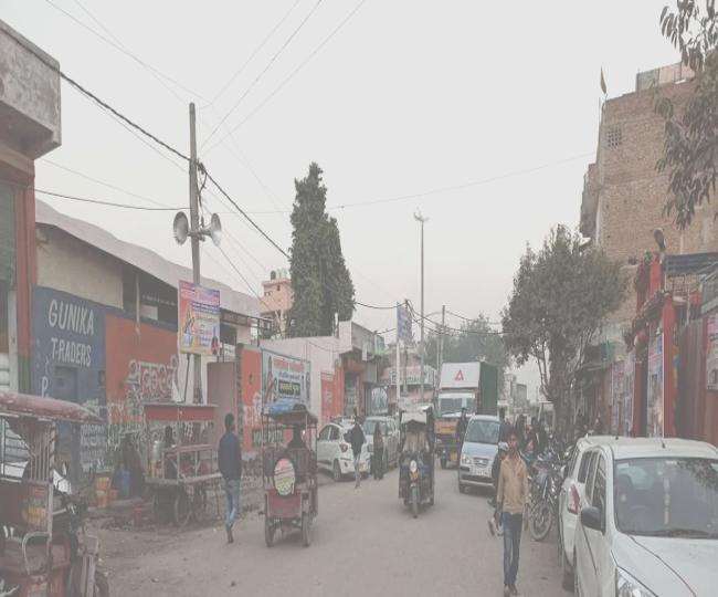 रिठाला नाला रोड का निर्माण वर्ष 2020 के फरवरी माह में कराया गया था।