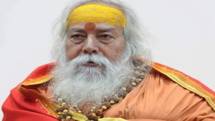 द्वारकापीठ के शंकराचार्य स्वामी स्वरूपानंद सरस्वती (फाइल फोटो)