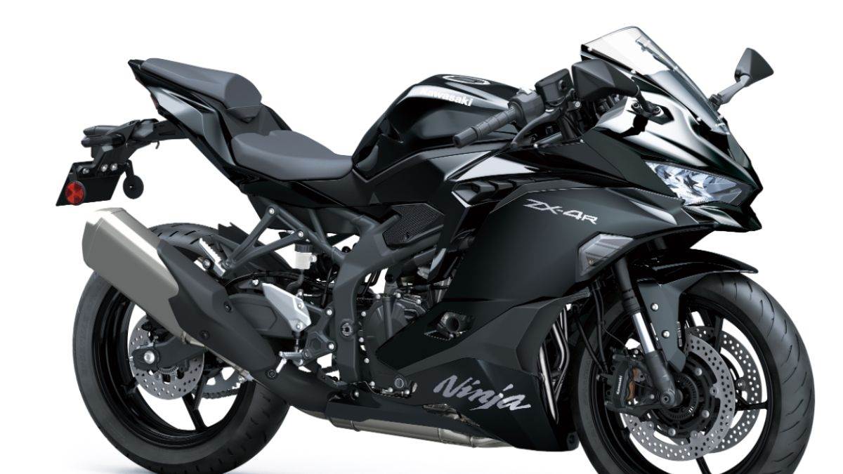 https://www.jagranimages.com/images/newimg/12092023/12_09_2023-_kawasaki_ninja_zx-4r_23528183.jpg