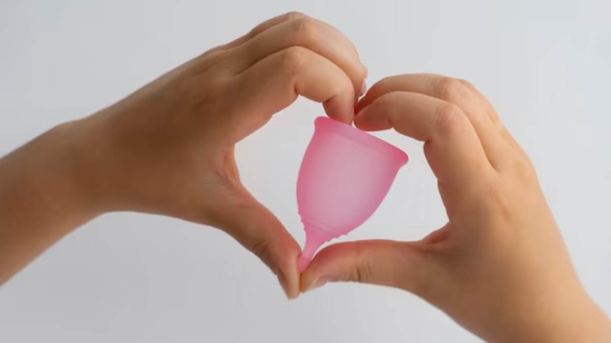 https://www.jagranimages.com/images/newimg/12092023/12_09_2023-menstrual_cup_23528469.jpg