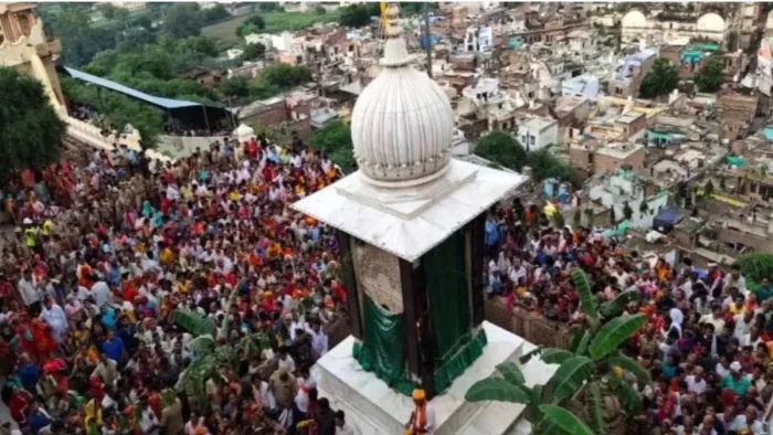 Mathura News: राधाष्टमी पर वन वे होगा मंदिर मार्ग।