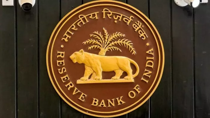 अगस्त में खुदरा महंगाई में पिछले साल अगस्त के मुकाबले 6.83 प्रतिशत की बढ़ोतरी रही।