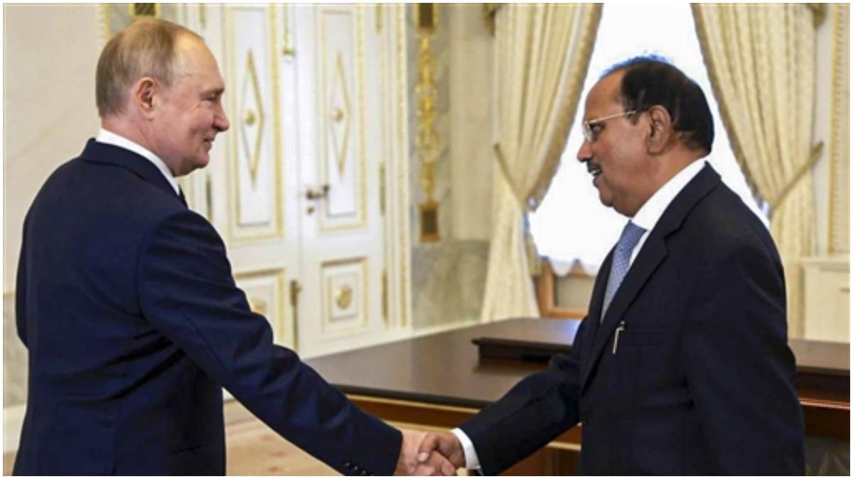 https://www.jagranimages.com/images/newimg/12092024/12_09_2024-ajit_doval_putin_meet_23795888.jpg