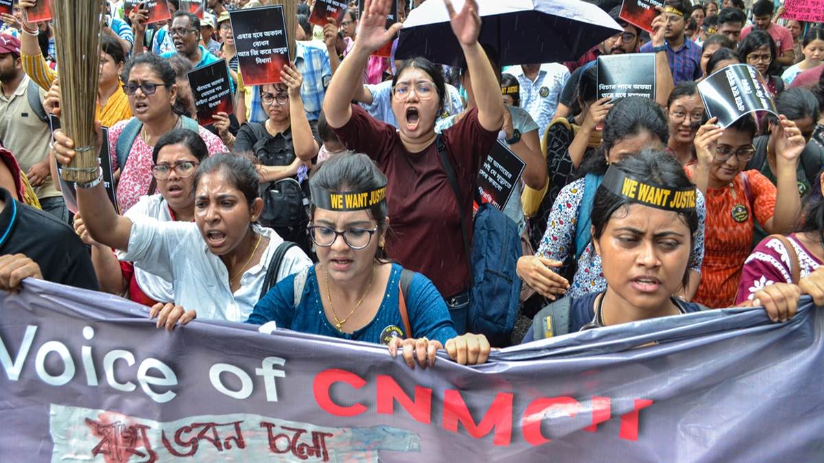 https://www.jagranimages.com/images/newimg/12092024/12_09_2024-kolkataprotest_23795824.jpg