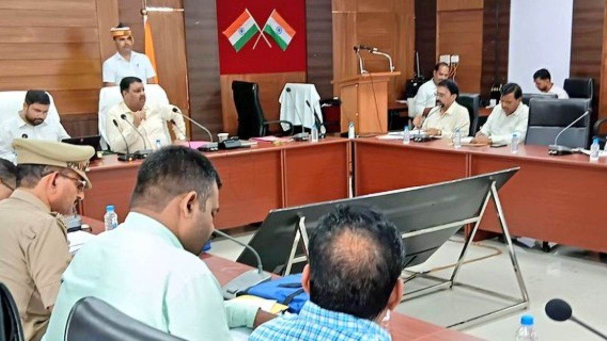 https://www.jagranimages.com/images/newimg/12092025/12_09_2025-amethi_news_24044119.jpg