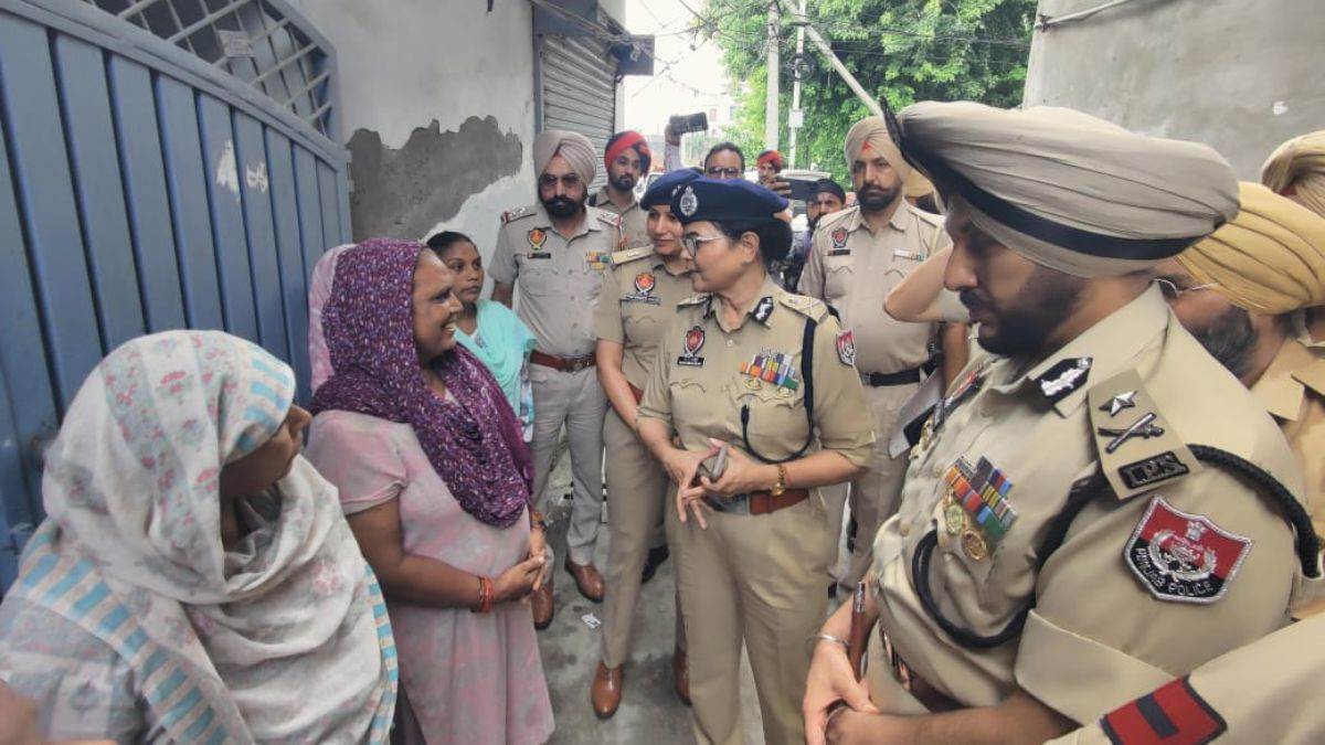 https://www.jagranimages.com/images/newimg/12092025/12_09_2025-amritsar_news__24044461.jpg