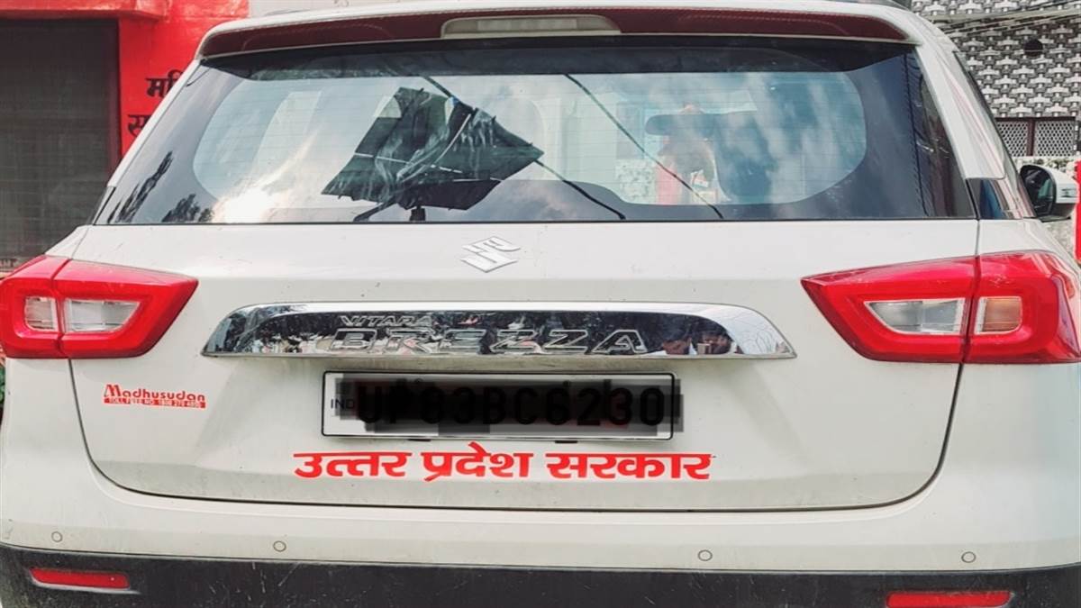 https://www.jagranimages.com/images/newimg/12092025/12_09_2025-car_24044631.jpg
