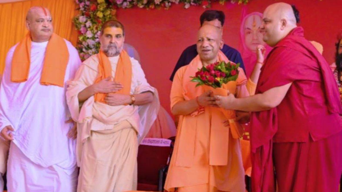 https://www.jagranimages.com/images/newimg/12092025/12_09_2025-cm_yogi_in_ayodhya_24044907.jpg